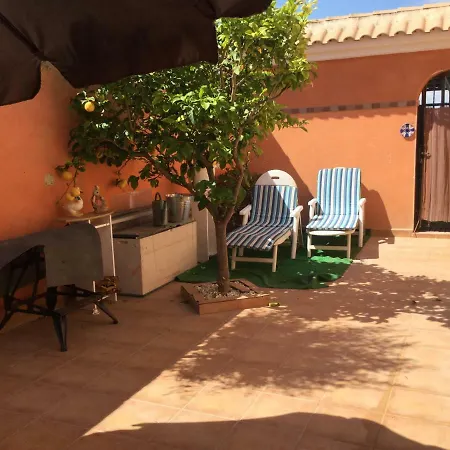Casa Bichou Homestay Daya Nueva